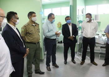 Sesapi entrega 10 leitos de UTI no setor Covid do Hospital da Polícia Militar